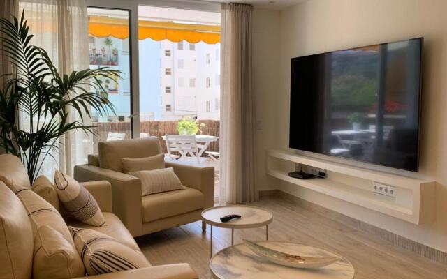 Sitges Spaces Oasis Suites- 4 Bedroom, 4 Ensuite Bathrooms, Terrace, Pool, Sitges Centre