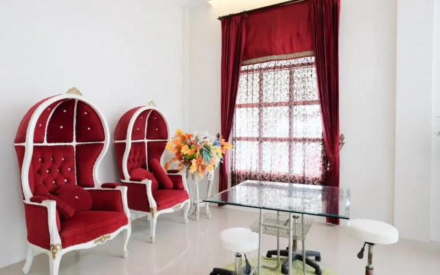 Urbanview Hotel Trisna Tulungagung