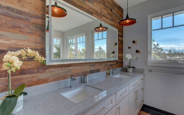 Pua Lani 2 Bedroom Home by RedAwning