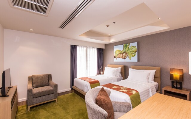 Summit Windmill Golf Suite Hotel @Suvarnabhumi