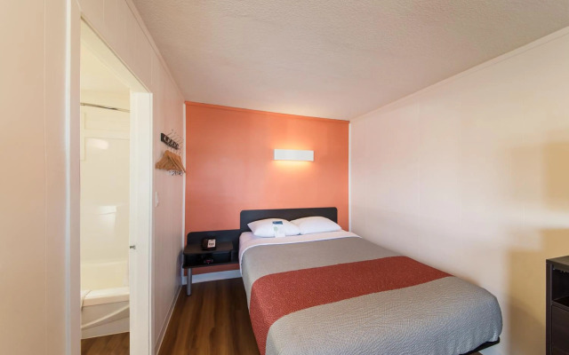Motel 6 Cranbrook, BC