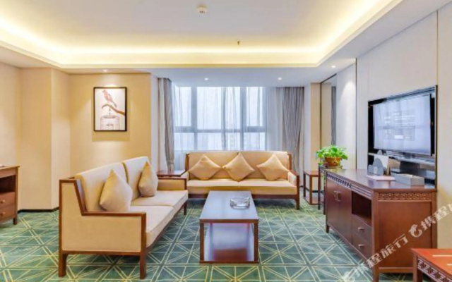 Huayuan International Hotel