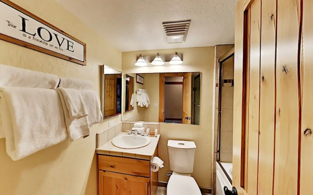 3045silv 2 Bedroom Home