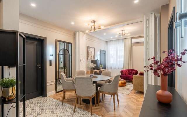 CityCenter Magnific Gem - 2BDR & 2 Baths
