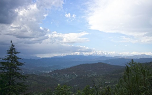 Himalaya Mount View Resort