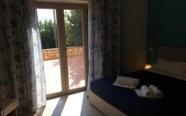 La Villetta Apartments