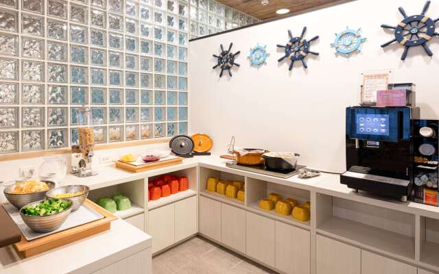 Comfort Inn Naha Tomari Port