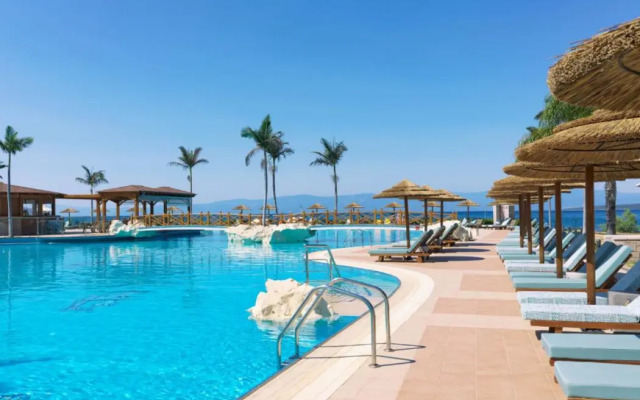 Seafos Luxury Resort & Spa