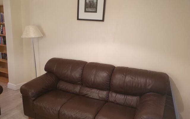 Elegant 3 Bed house walk Wembley stadium