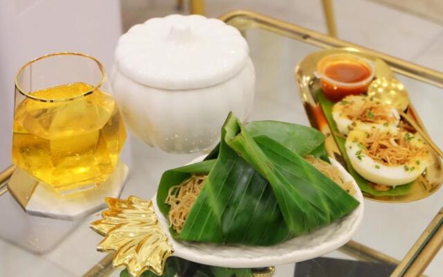 Isara Boutique Hotel and Cafe