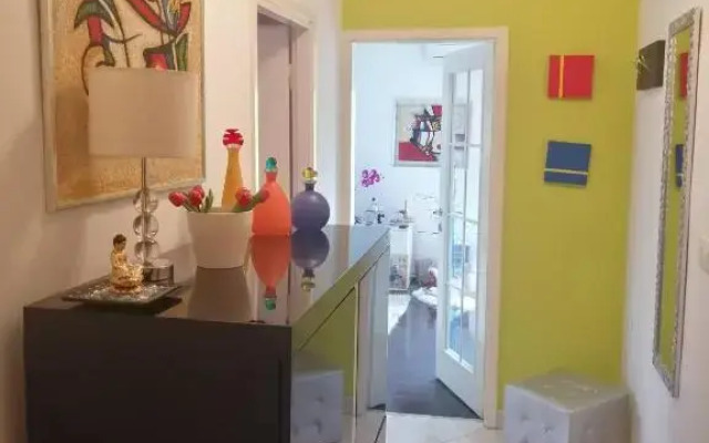 Apartment Lux Near City Center