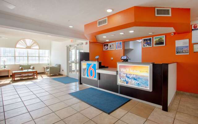 Motel 6 El Paso, TX - Southeast