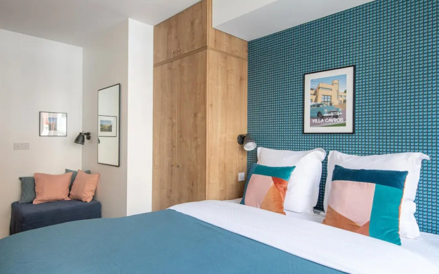 NEW - Superbe 1 Bdr Appt - Design 60'S - Paris 15e
