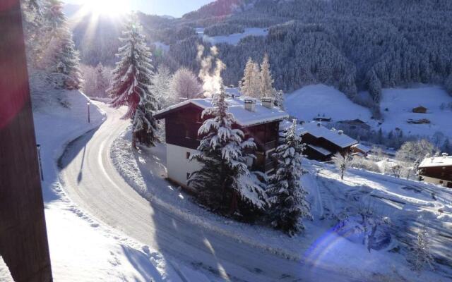 Studio Le Grand-Bornand, 1 pièce, 4 personnes - FR-1-458-154