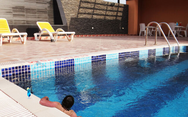 Crystal Palace Hotel