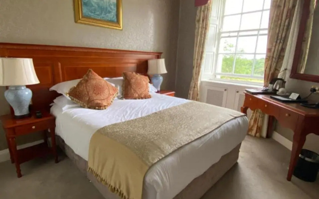Liffey Valley House Hotel