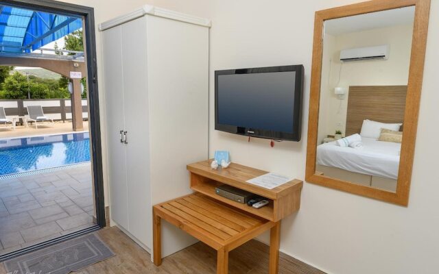 Lev HaHoresh Suites