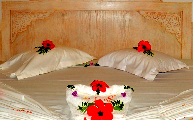 Zodiac Hotel