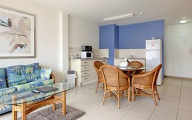 Nelson Bay Breeze Holiday Apartments