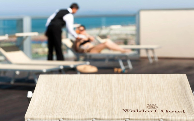 Waldorf Suite Hotel