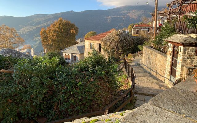 Palio Eleotrivio Guesthouse