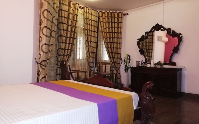 Royal Marine Inn