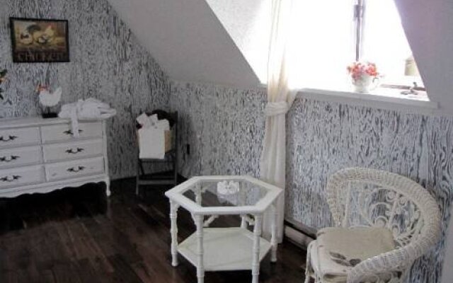 Willow Pond Country Bed And Breakfast
