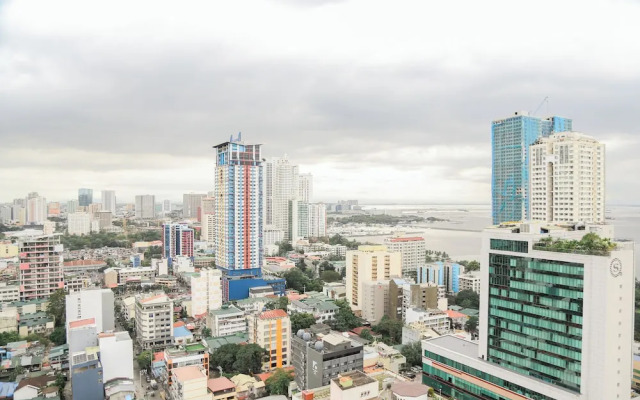 Pacific Bay Grand Suites