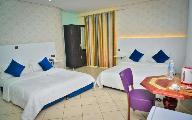 Free Zone Hotel