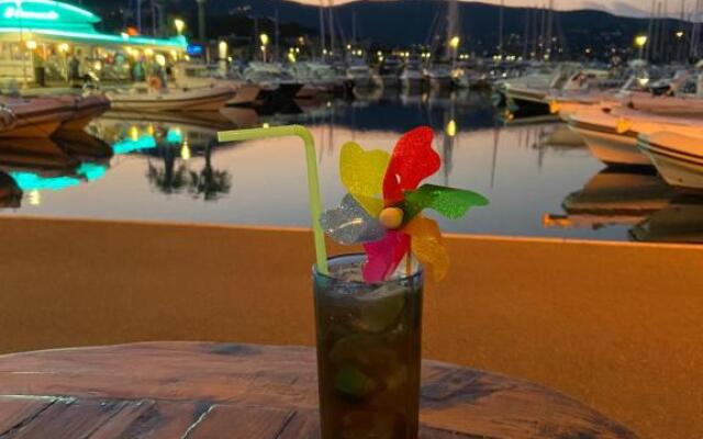 Studio 150 m de plage Golfe de Saint-Tropez