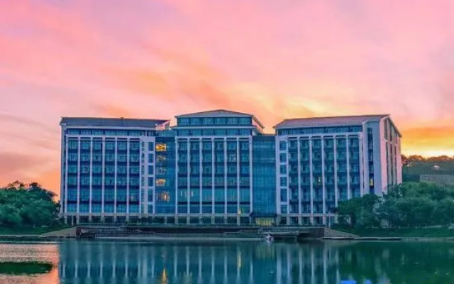 Yixing Shuimo Hentique Resort – Exterior – Wuxi