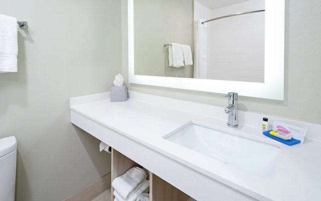 Holiday Inn Express Watsonville