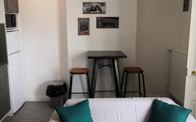 Le Comptoir, confort, gare et tramway à 4min