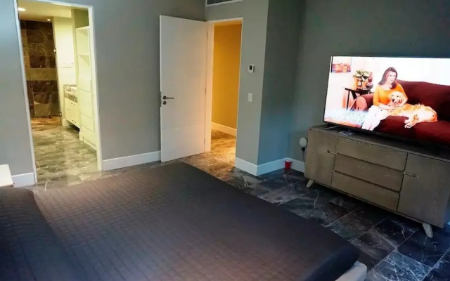 Condo Ilka
