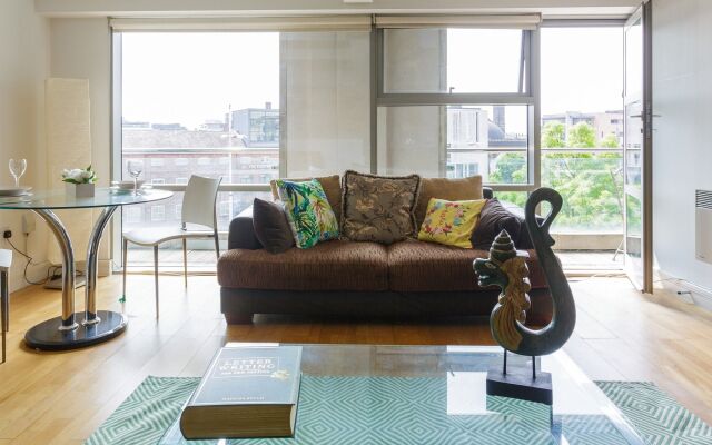 Live in Leeds Millenium Square Apartment