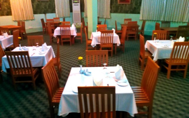 Nay Pyi Taw Hein Hotel