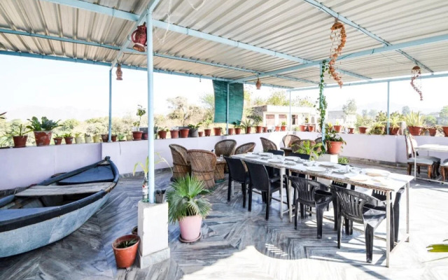 The Royal Villa And Restaurant By OYO Rooms