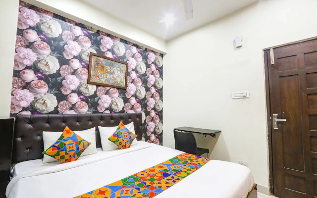 OYO Townhouse 1019 Galaxy Suites