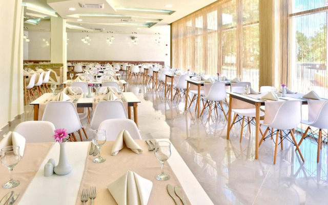Hotel Grifid Foresta  Adults Only