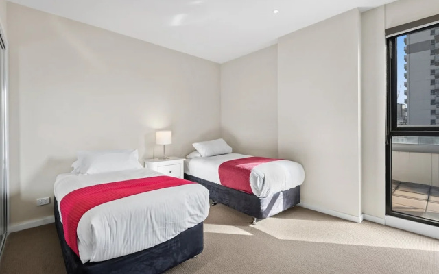 Chic Inner City Convenience, With Secure Parking — 2-star hotel in Melbourne