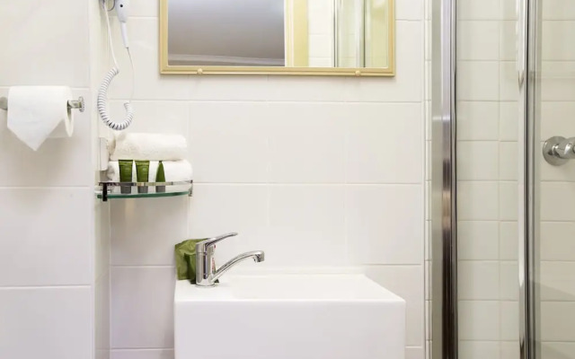 Tanderra 10 on Park Road