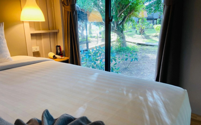 HIP Seaview Resort at Phi Phi