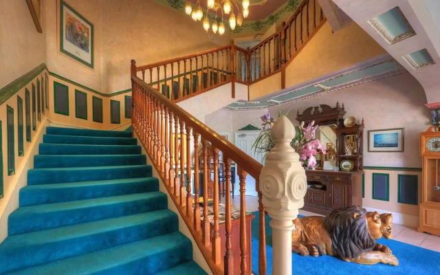 Hatchers Richmond Manor