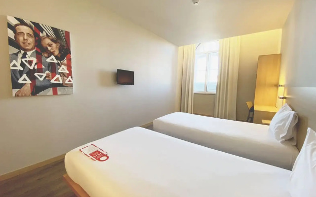 Moov Hotel Porto Centro