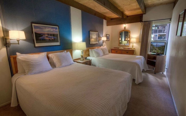 Bear Lake Hideaway 3 Bedroom Condo by RedAwning