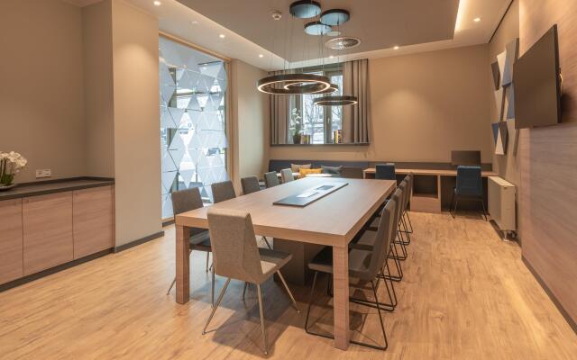 Holiday Inn Express and Suites Potsdam by IHG