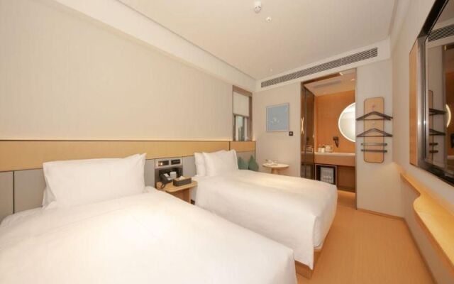 Ji Hotel(Beijing Wanda Taiwan Street store&Shijing