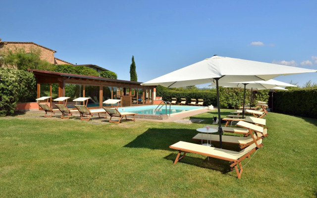 Porsenna Resort