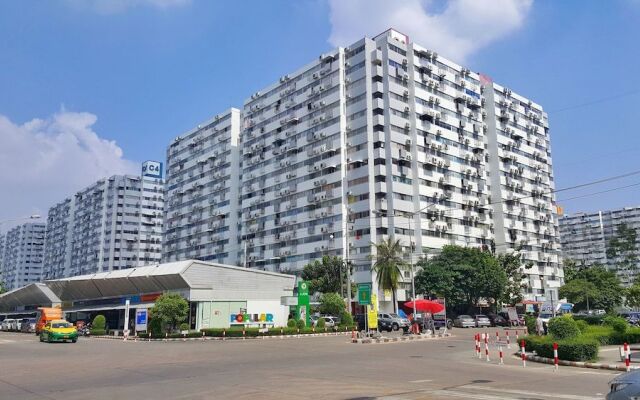 Popular Condo Muangthong Thani