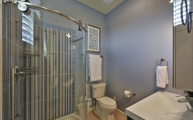 Stylish 3BR in Austin by RedAwning